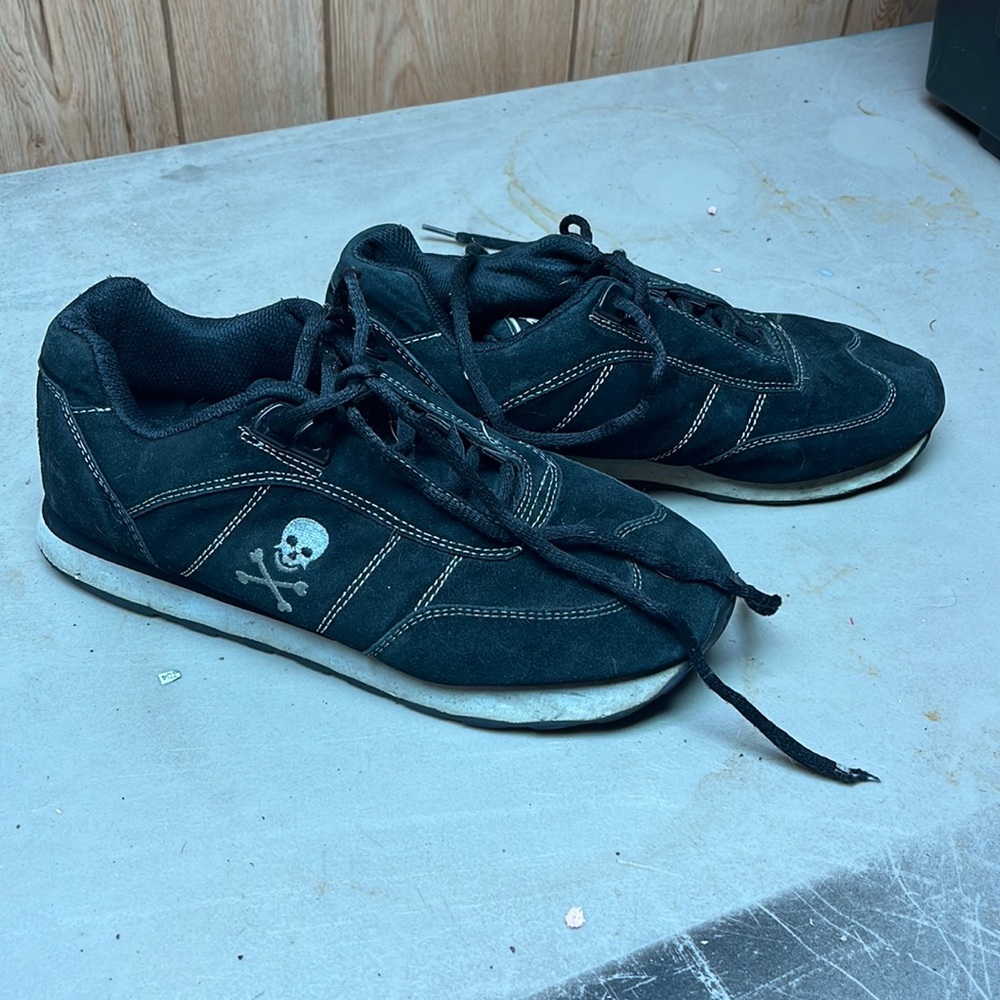 Vintage Sha Sha men’s shoes.